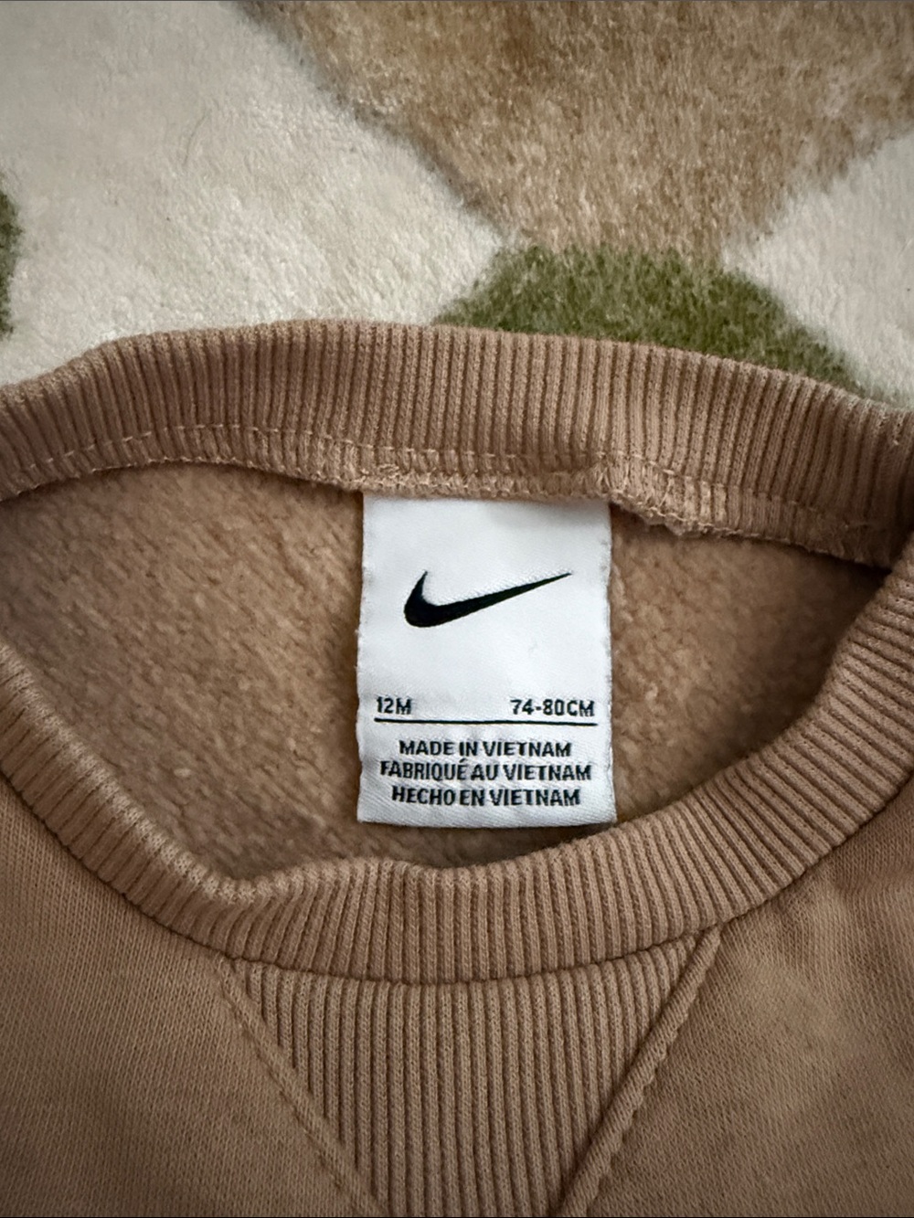 Nike Tan/Brown Crewneck Sweatshirt & Joggers Set with White Swoosh - Picture 2 of 4